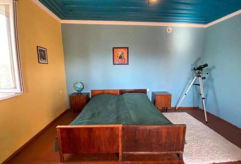 تختخواب و صبحانه Noosh Guesthouse