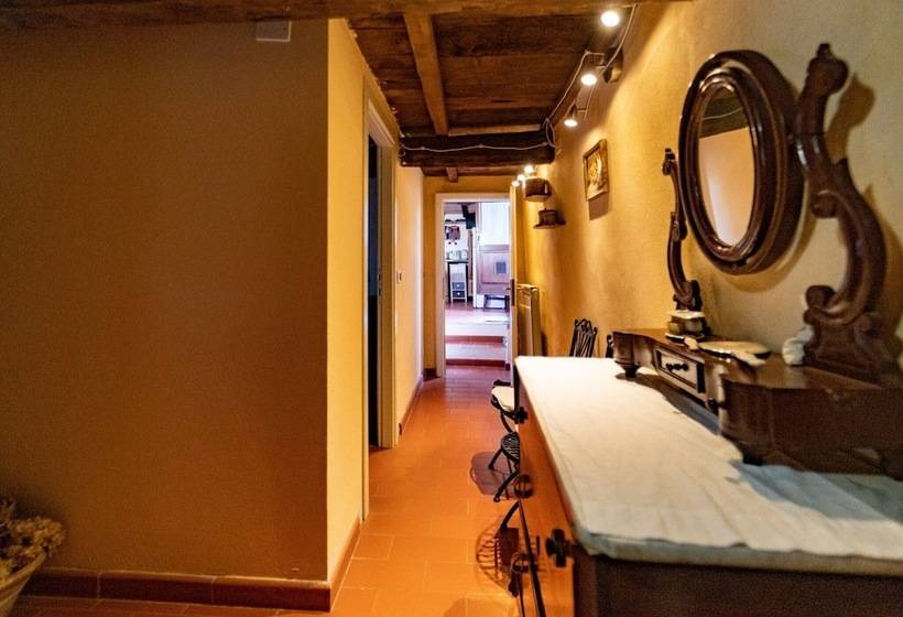 Graceful Cottage In Vergemoli With Private Fenced Garden