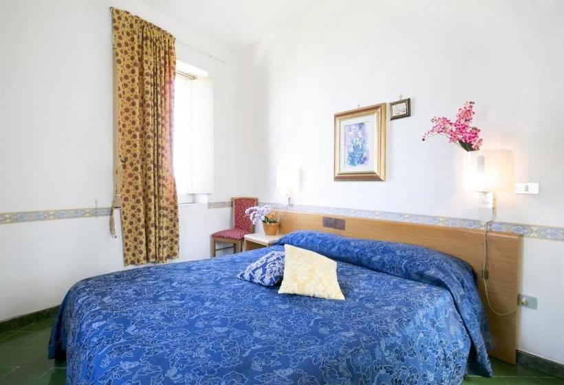 פונדק O' Funaro