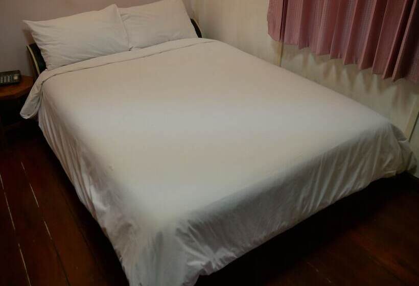 Отель 99 Resort