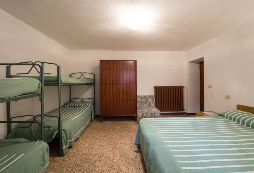 בית מלון כפרי Albergo Ristorante La Villa