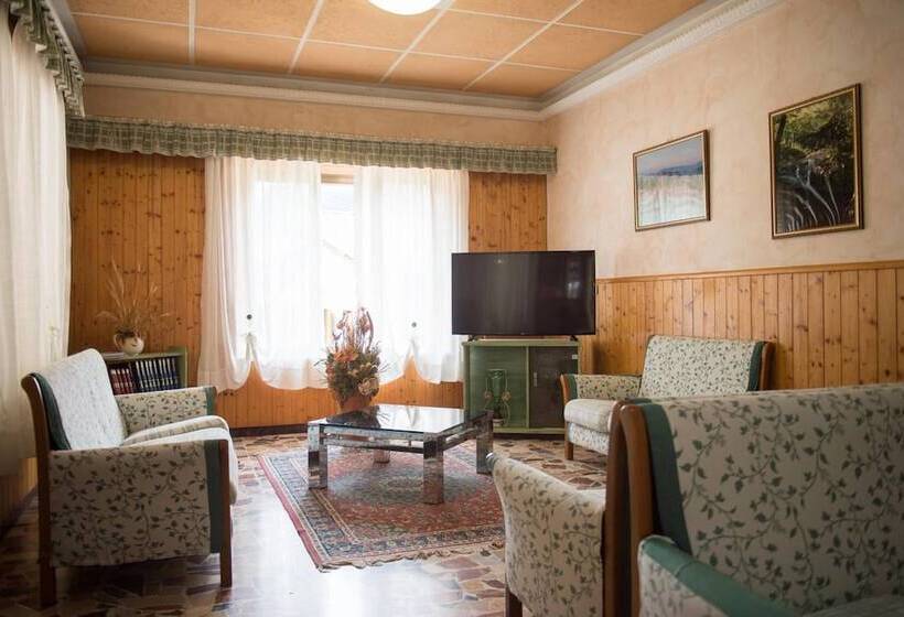 בית מלון כפרי Albergo Ristorante La Villa