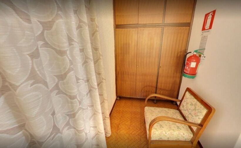 בית מלון כפרי Albergo Ristorante La Villa