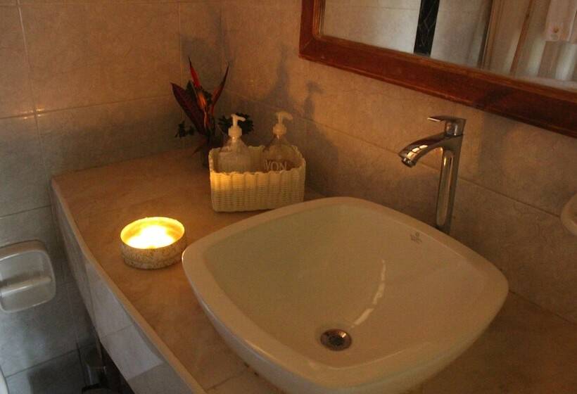 هتل Amazon Garden Ecolodge