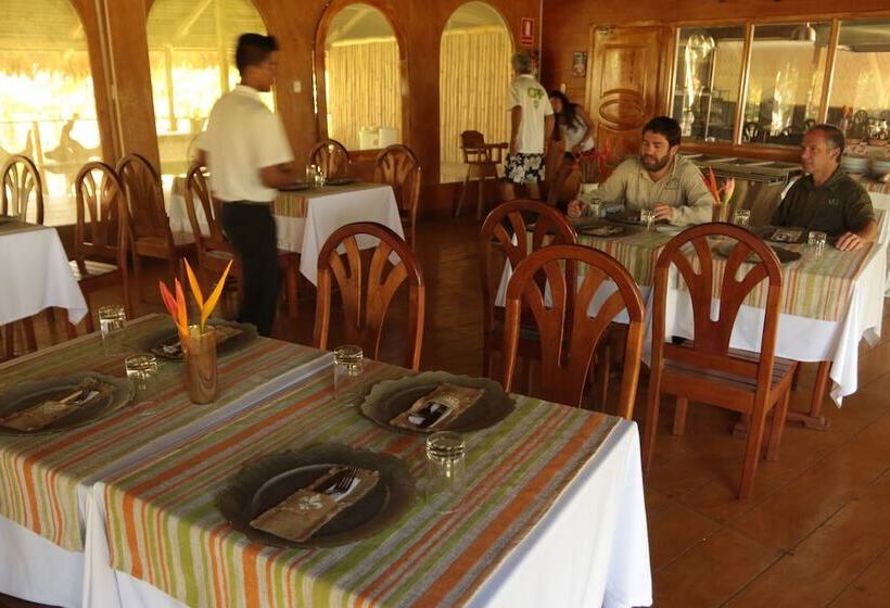 هتل Amazon Garden Ecolodge