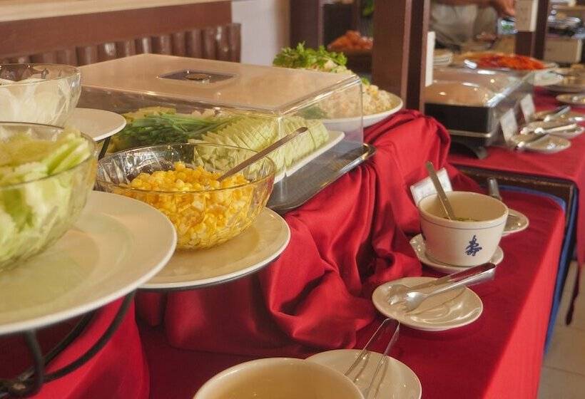 Szálloda Baan Klang Aow Beach Resort