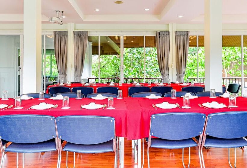 Szálloda Baan Klang Aow Beach Resort