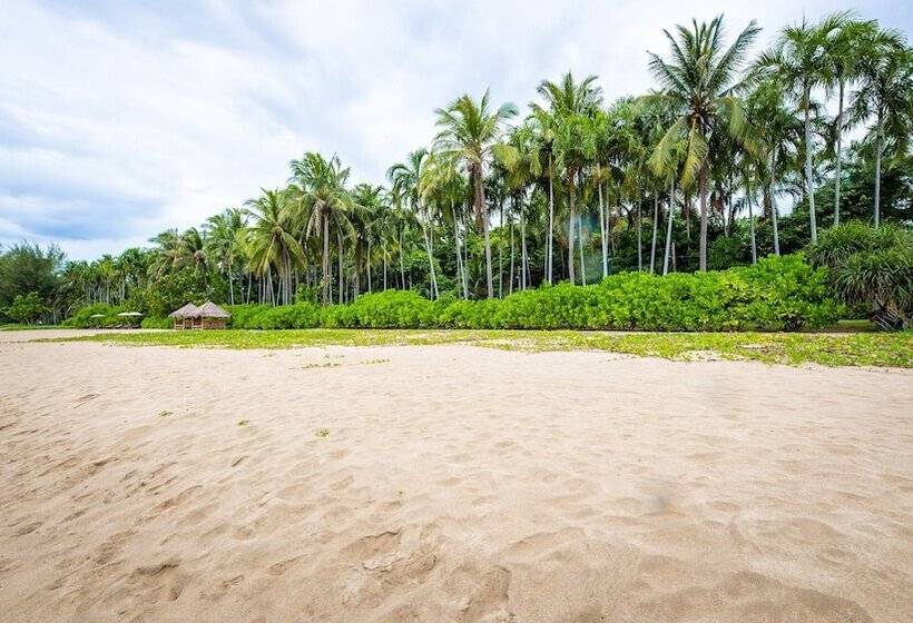 Szálloda Baan Klang Aow Beach Resort