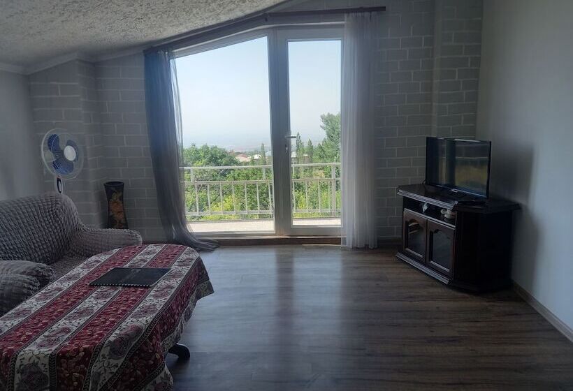 ホテル Byurakan Guesthouse & Cottage