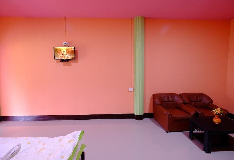 בית מלון כפרי Changkaew Resort