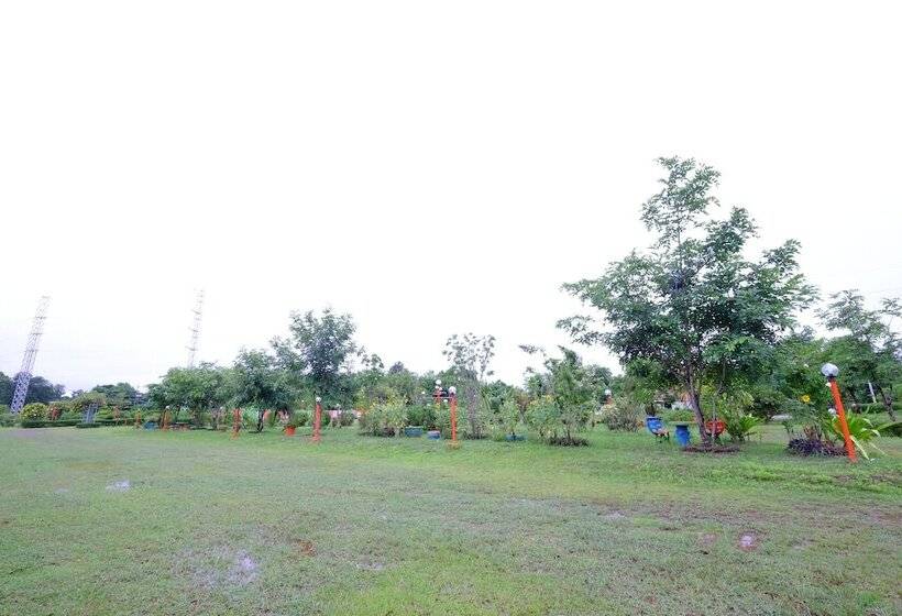 בית מלון כפרי Changkaew Resort