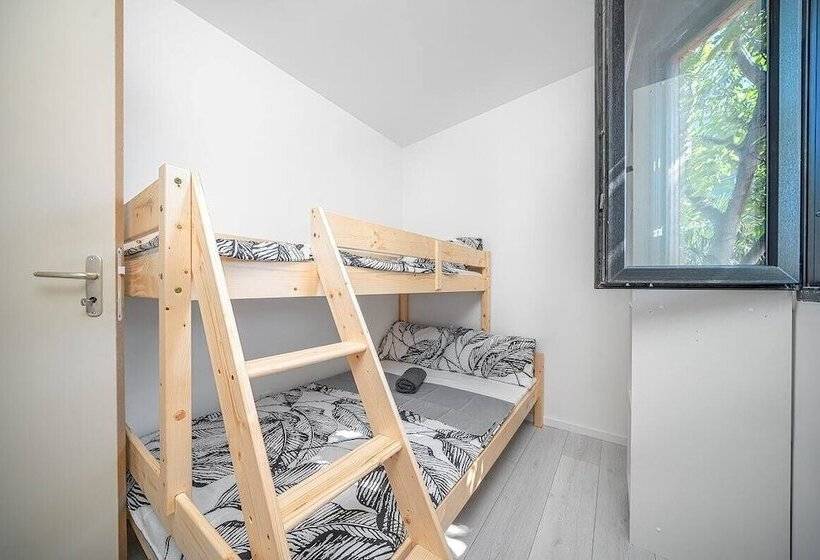 ホテル Dom Autocamp