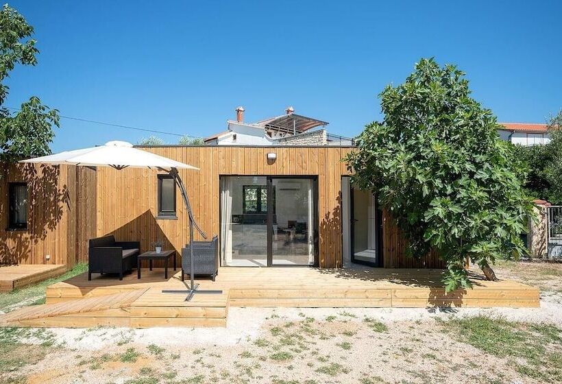 ホテル Dom Autocamp