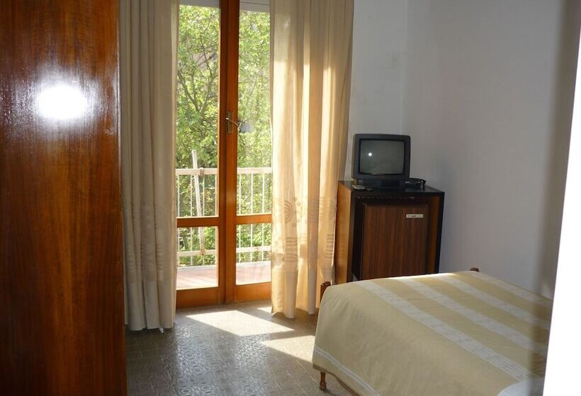 בית מלון כפרי Farnese