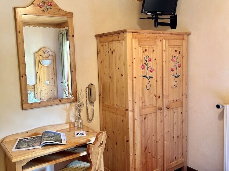 فندق Hameau Des Prodains   Hôtel