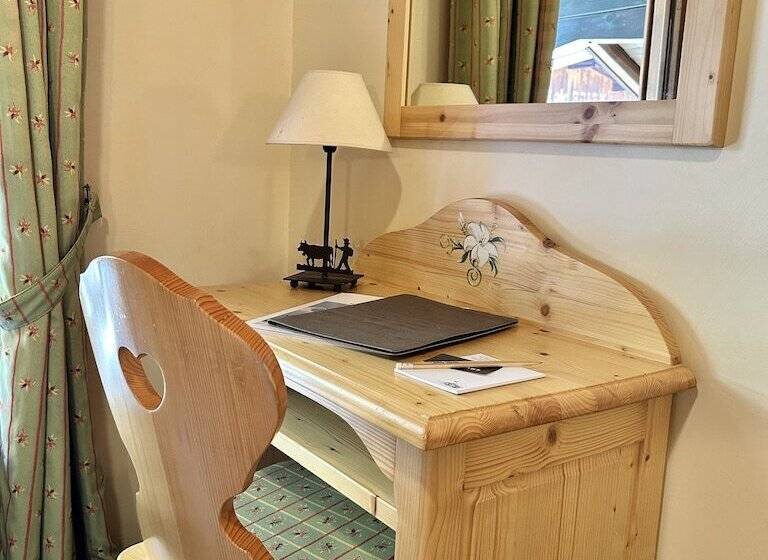 فندق Hameau Des Prodains   Hôtel