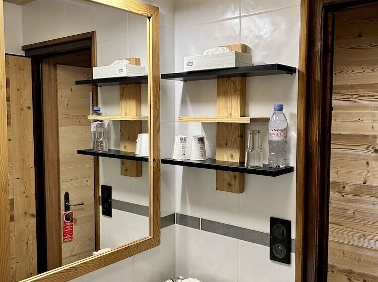 فندق Hameau Des Prodains   Hôtel