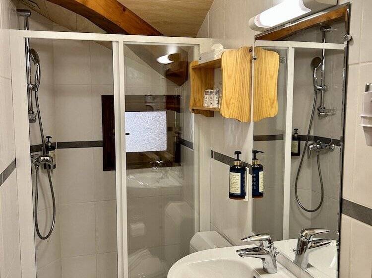 فندق Hameau Des Prodains   Hôtel