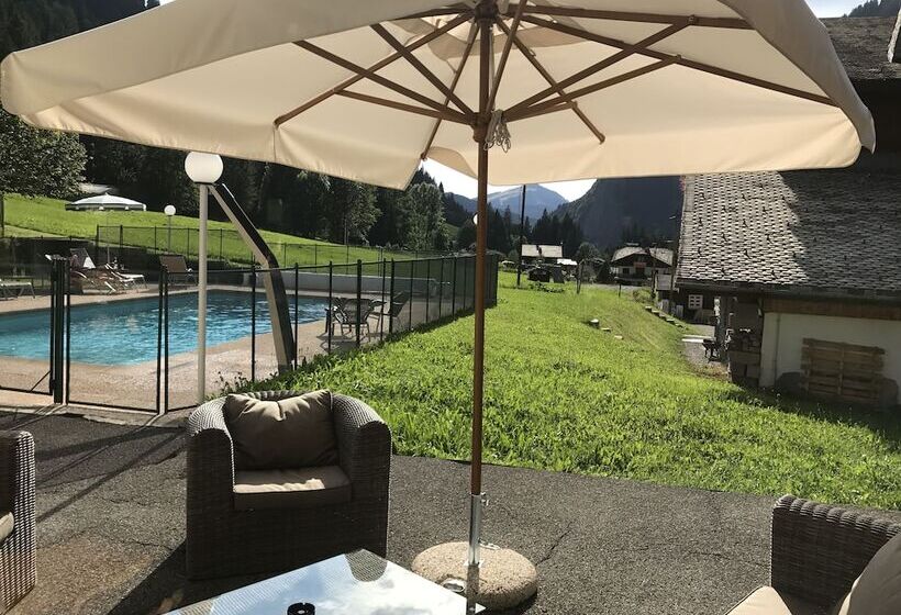 فندق Hameau Des Prodains   Hôtel