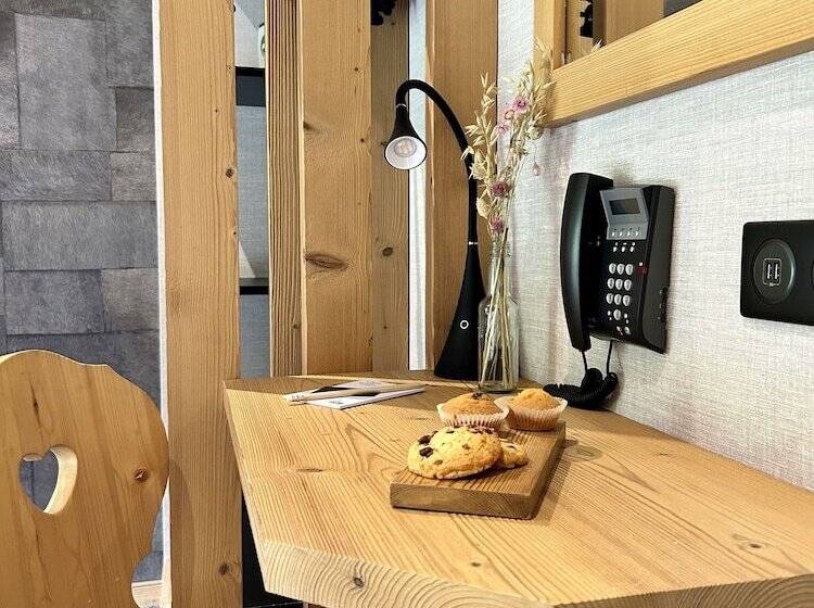 فندق Hameau Des Prodains   Hôtel