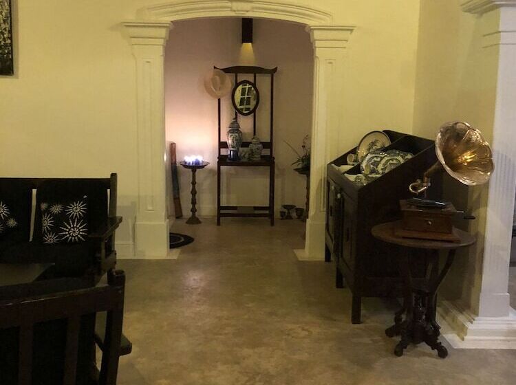 فندق Jansens Bungalow Sinharaja