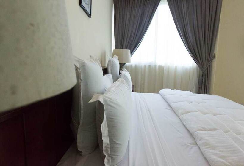 فندق Karela Beach Resort