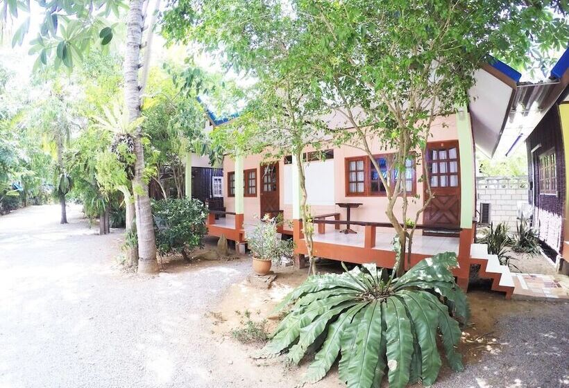 בית מלון כפרי Kasemsuk Resort