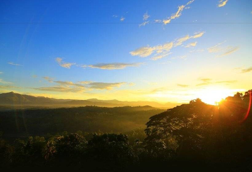 ホテル Mahaweli Regent