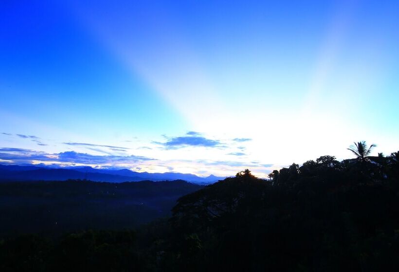 ホテル Mahaweli Regent