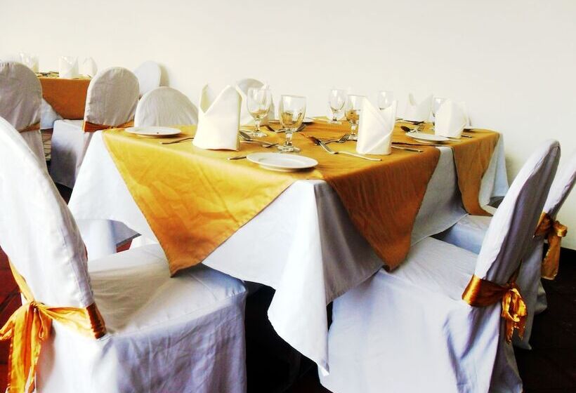 فندق Mahaweli Regent