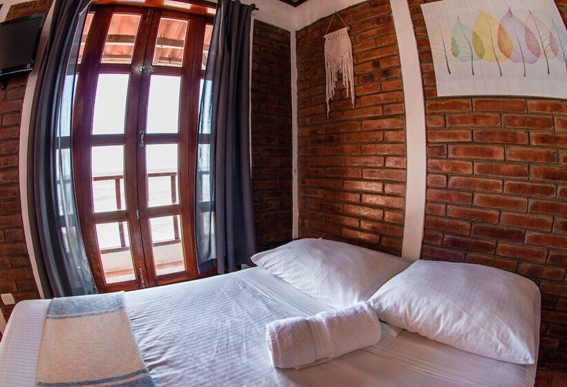 호텔 Miramar Surfcamp