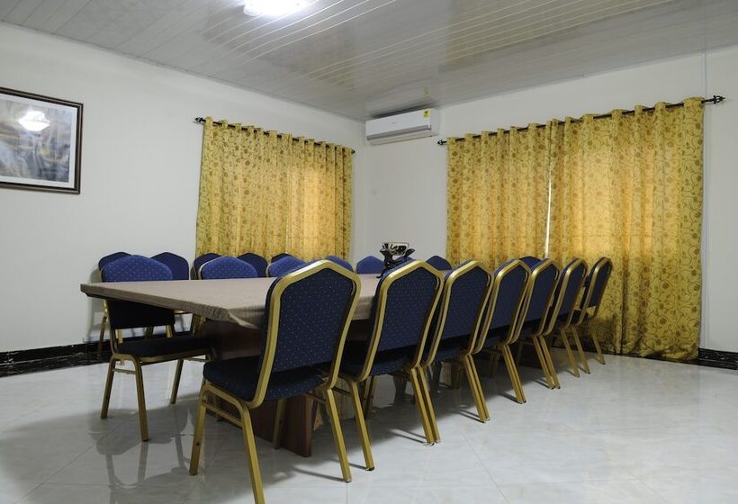 فندق Mount Pleasant Inns & Apartment