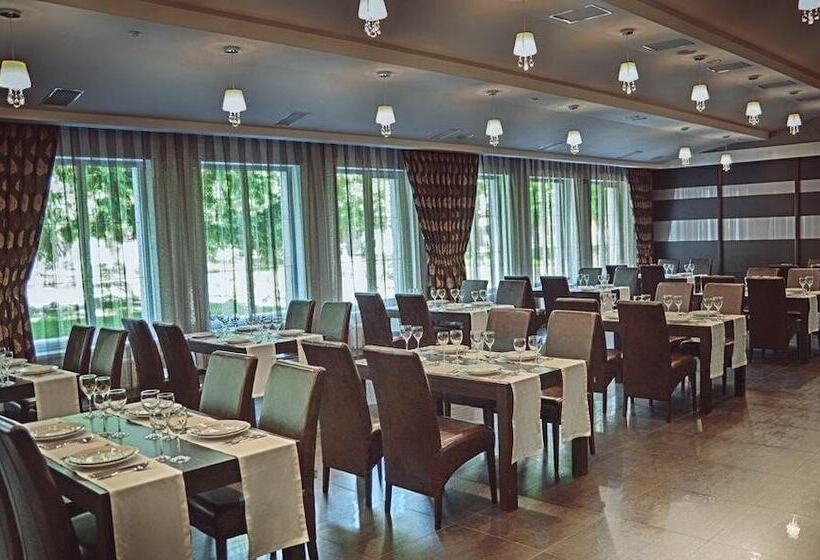 酒店 Perlyna Resort