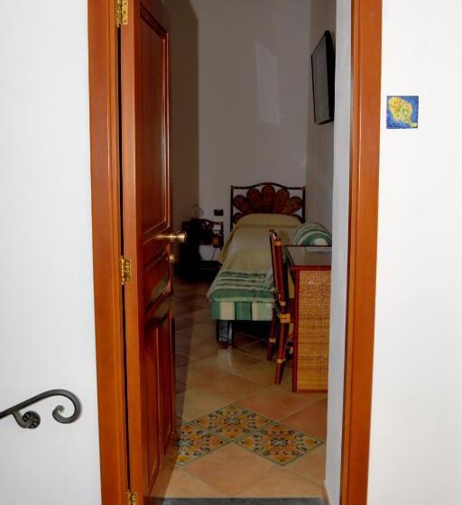 בית מלון כפרי Principe Di Rinella