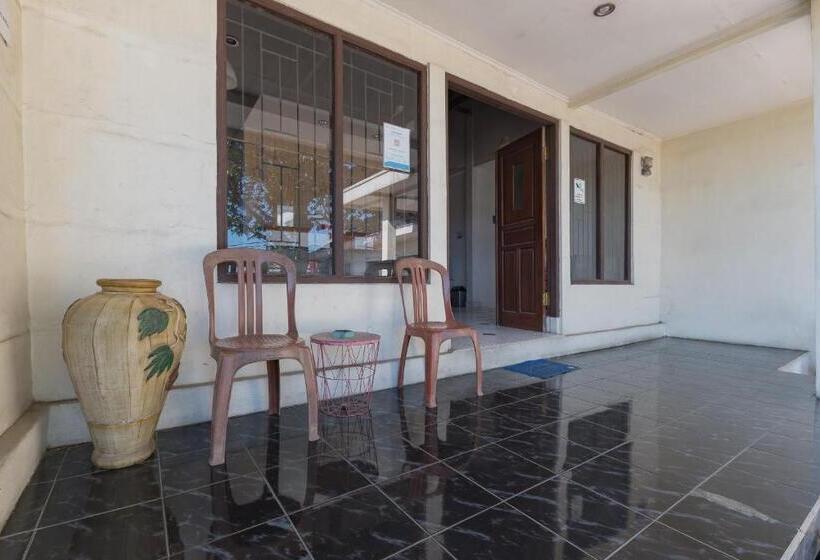 酒店 Reddoorz Syariah @ Jl Raya Sukabumi