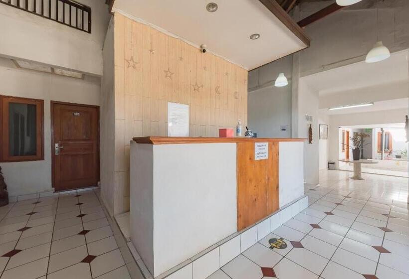 酒店 Reddoorz Syariah @ Jl Raya Sukabumi