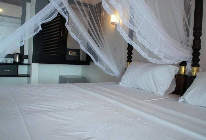 호텔 Ritas & Beach Restaurant