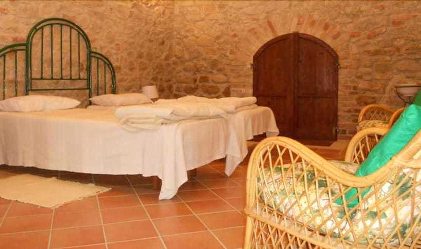 교외 호텔 Agriturismo Il Palmarone