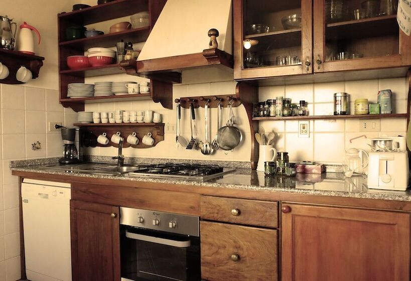 בית מלון כפרי Agriturismo Il Roccolo