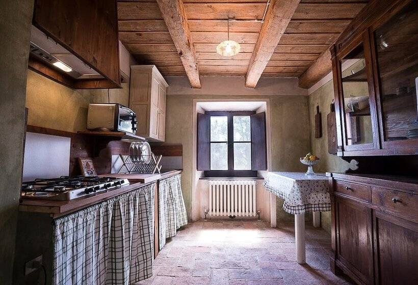 בית מלון כפרי Agriturismo La Marazzana