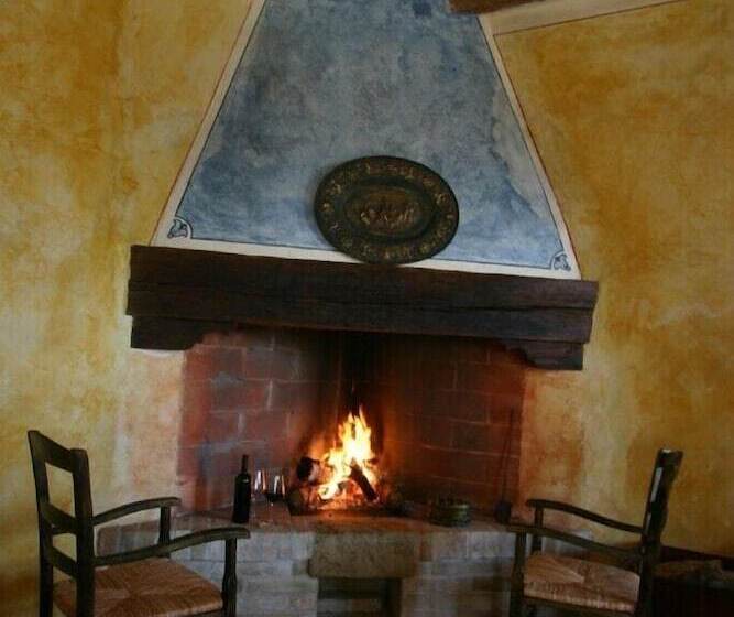 בית מלון כפרי Agriturismo La Marazzana