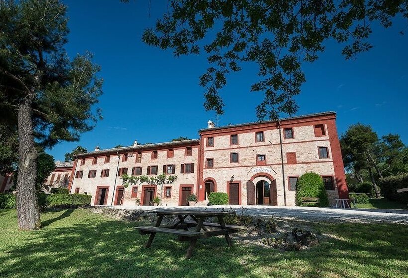 בית מלון כפרי Agriturismo La Marazzana