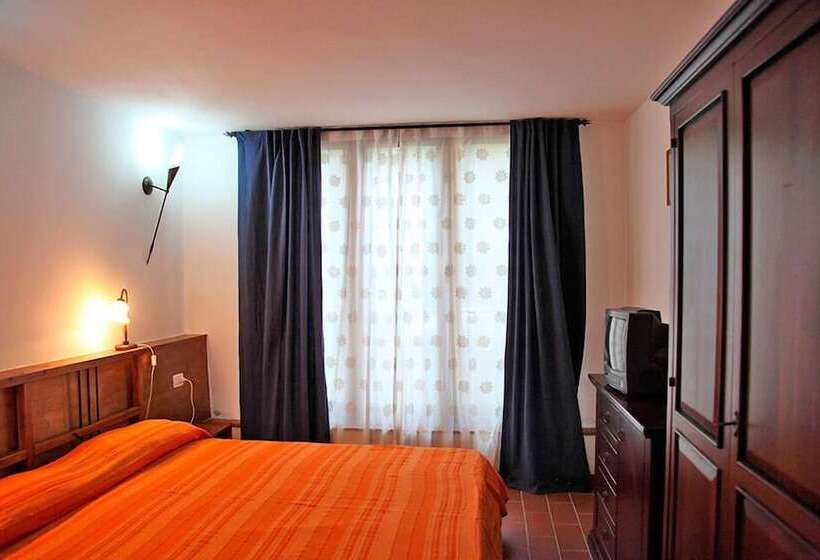 فندق ريفى Agriturismo Tiberio