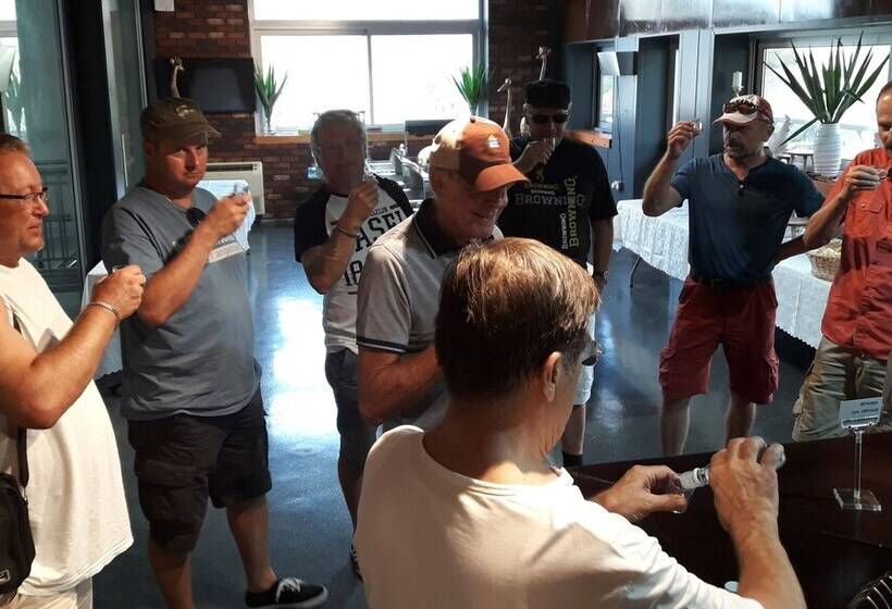 乡村酒店 Tzionis Holidays Stonehouse