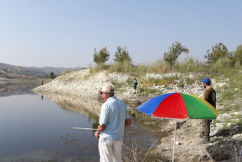 乡村酒店 Tzionis Holidays Stonehouse