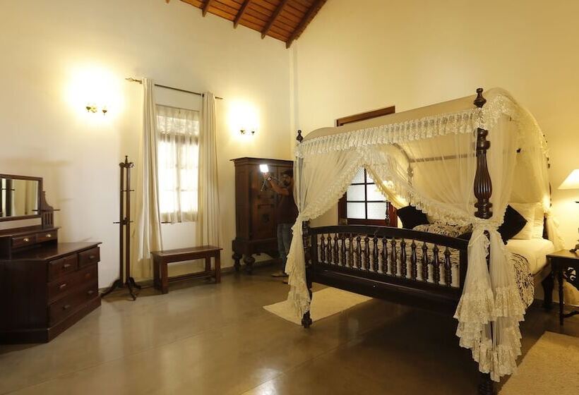 בית מלון כפרי Sanctuary Lodge