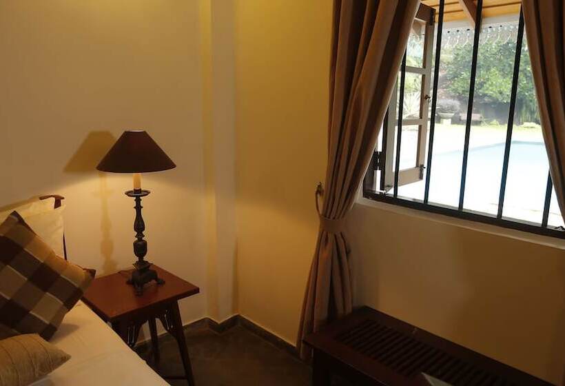 בית מלון כפרי Sanctuary Lodge