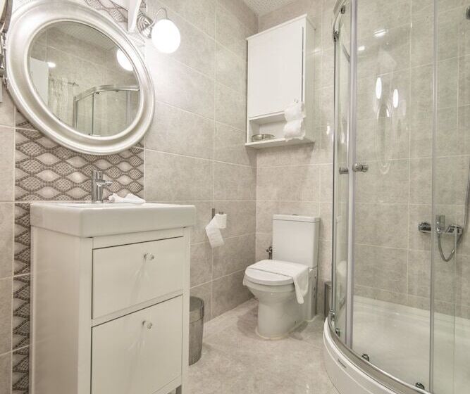 فندق Sanli Beach Resort