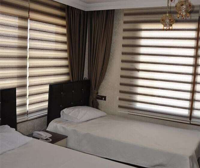 فندق Saon