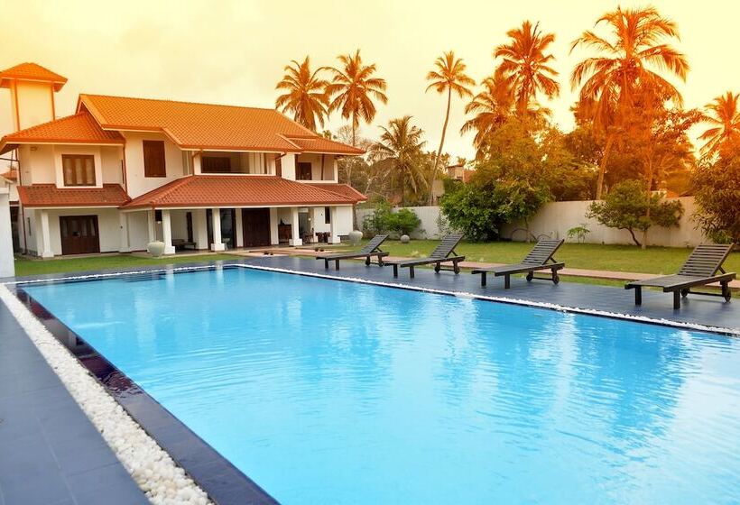 Отель Sea Princess